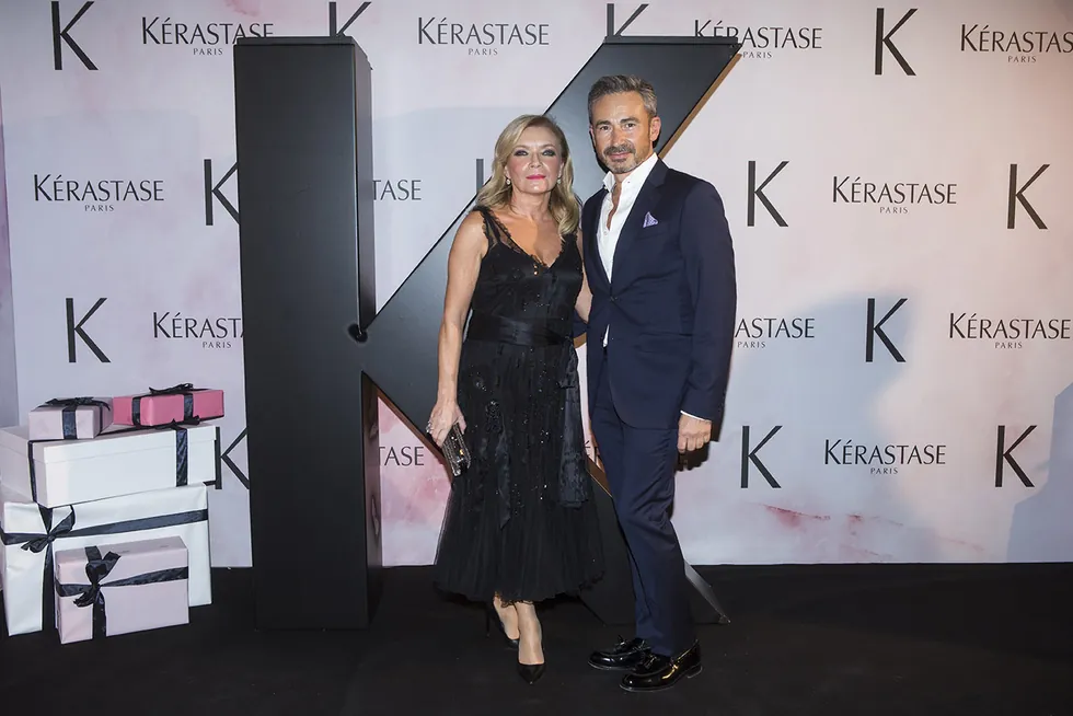 Look de evento peinado por el equipo profesional del salón